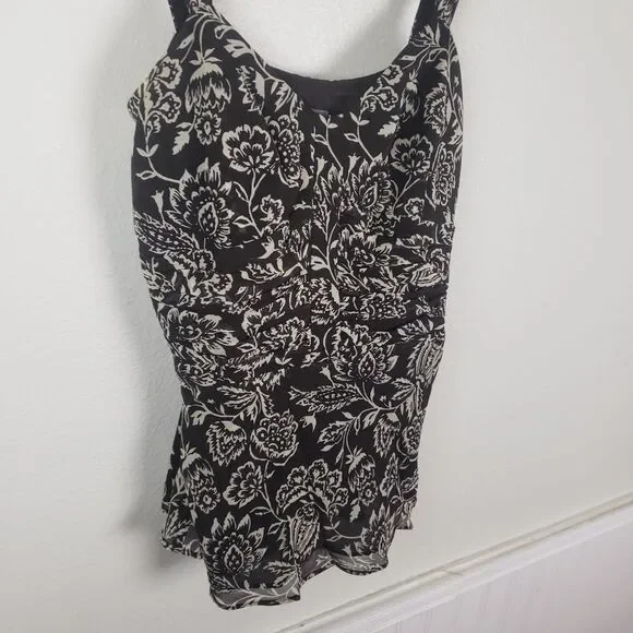 Women's Ann Taylor Brown Chiffon Floral Ruched Business Casual Attire Size 02 - Picture 9 of 11